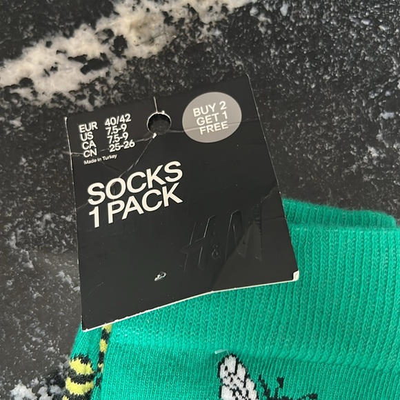 Fun socks. - Picture 4 of 5